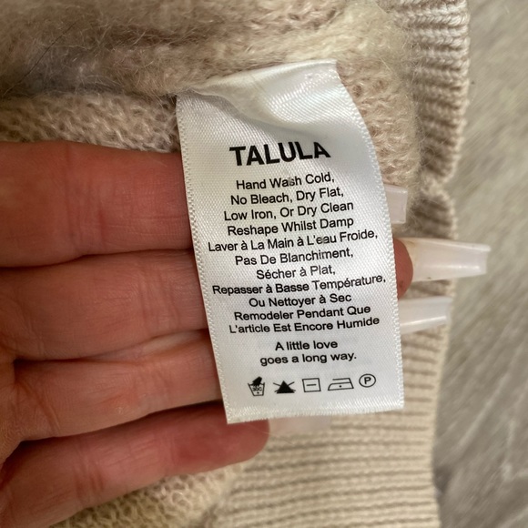 Talula beautiful warm sweater 🥰 - Picture 3 of 3